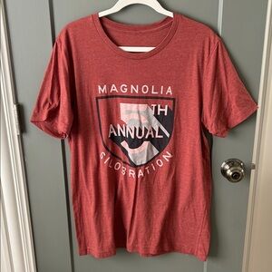 Magnolia Size Large Short Sleeve Tee